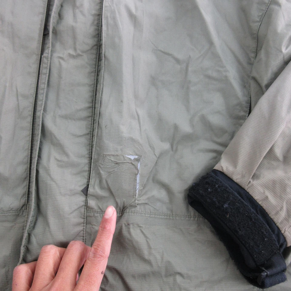 Simms Jacket Men Medium Green Gore-Tex Hood Fishing Rain Shell Waterproof Wading - Image 4 of 4