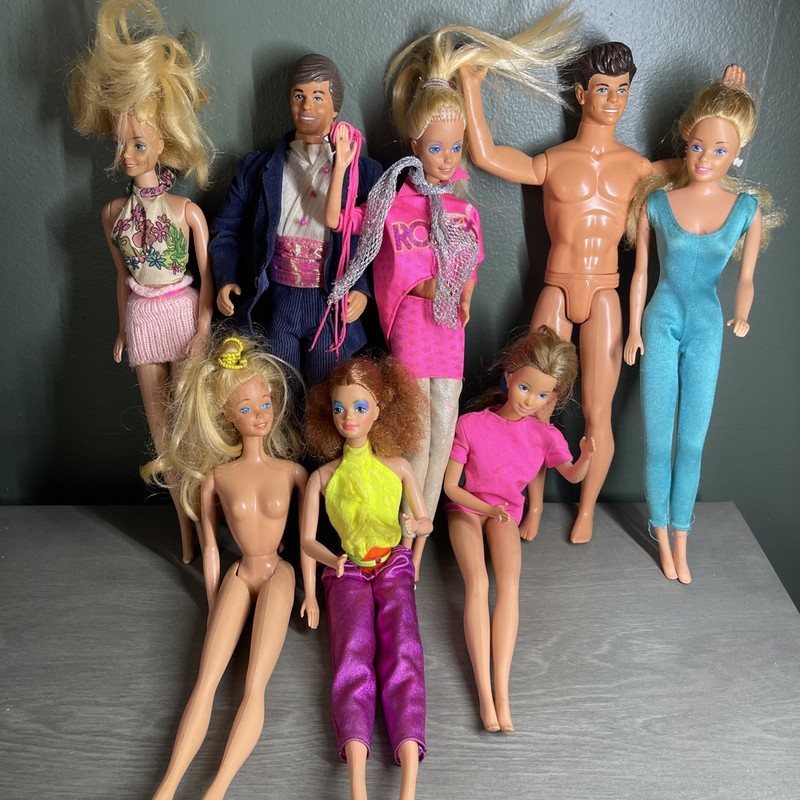 Lot Of 8 Vintage Barbies & Ken Dolls Barbie Mattel Lot 1966 Dressed And Naked