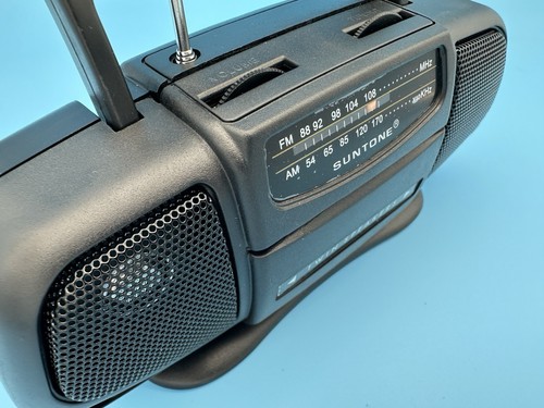 Vintage Suntone Portable Mini Boombox WORKS Model RR2500 AM/FM Radio Black - Picture 3 of 7