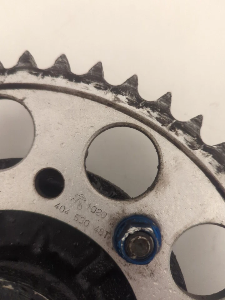 ♻️ Portapiñones trasero Yamaha YZF 600 R6 5EB 1999-2001 Cush Drive Renthal ♻️ Foto 4 de 4