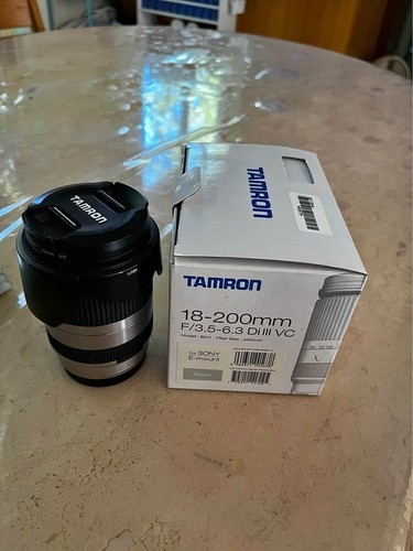 Tamron 18-200mm f/3.5-6.3 Di III VC Sony E Mount - EXC COND Barely used Tamron 1 - Picture 6 of 6