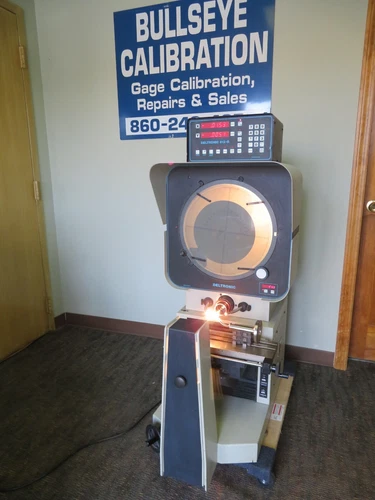Deltronic DH214 14" Optical comparator w 612-R Geometric readout 10x