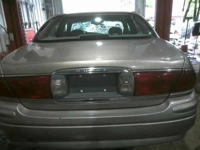 Luz de freno de montaje alto Lesabre 2000 96756 Foto 4 de 4