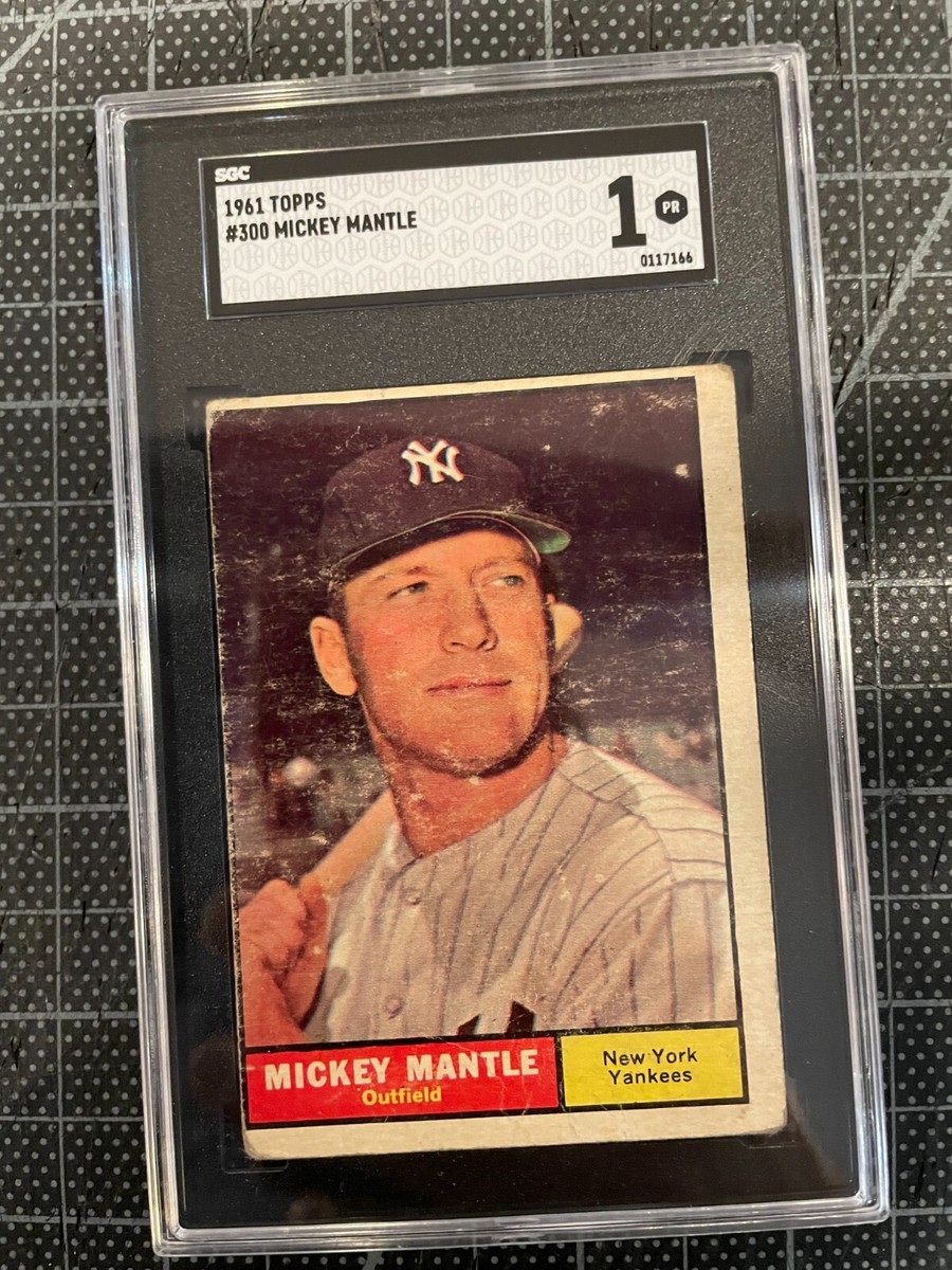 1961 TOPPS #300 MICKEY MANTLE NEW YORK YANKEES BASEBALL CARD SGC 1 