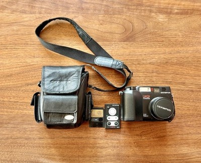 Olympus Camedia C-3040 Zoom 3.3 MP Digitalkamera - Smart Media Card