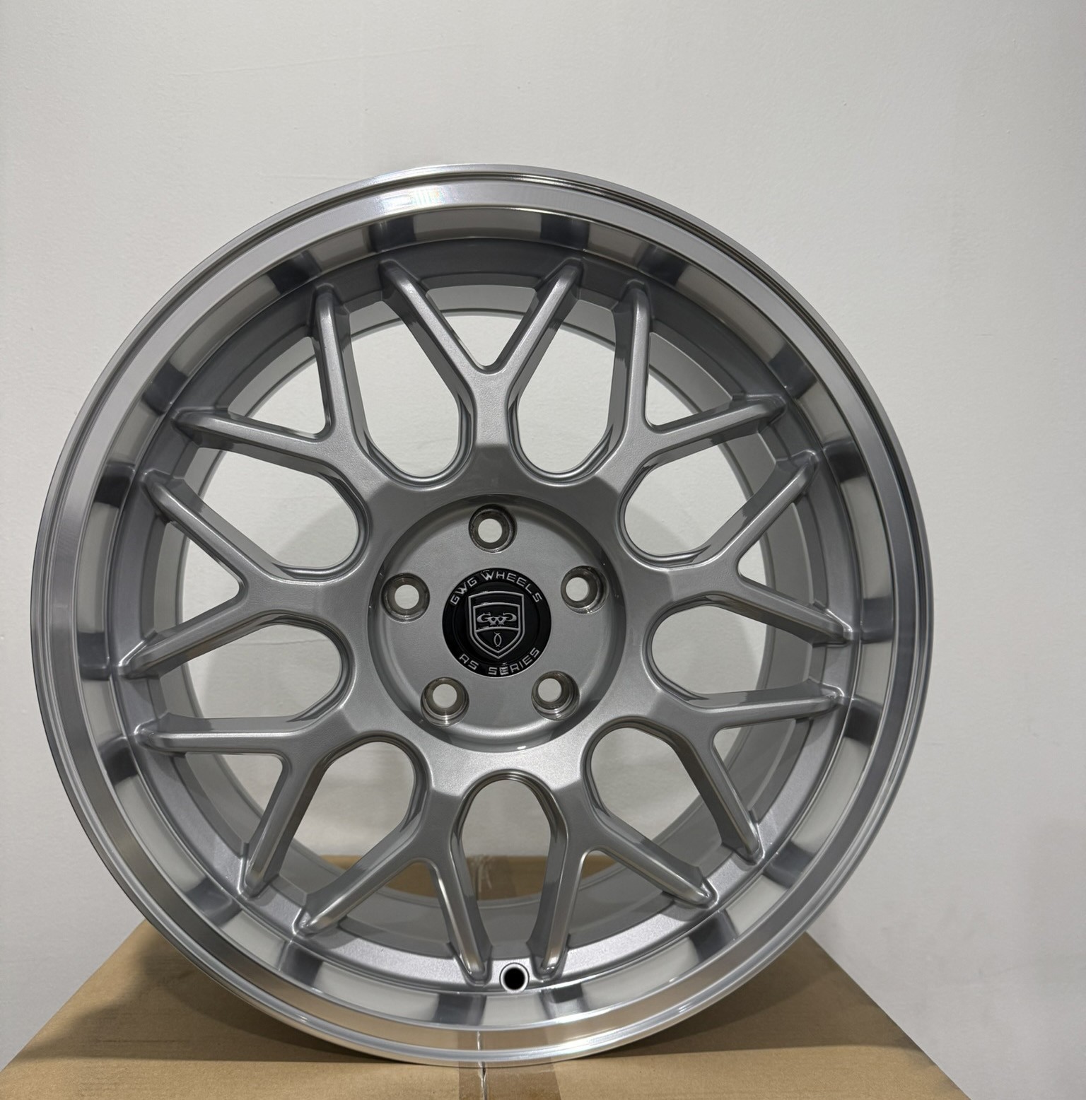 RS3 18 inch Silver Rim fits AUDI R8 2008 - 2018
