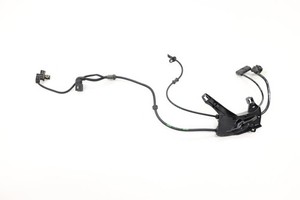 2016 - 2023 MERCEDES GLC300 X253 REAR RIGHT WHEEL SPEED SENSOR OEM A2539052400