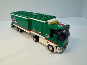 LEGO CITY: Grand Prix Truck (60025) Complete set