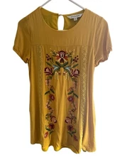 Davi & Dani Boho Dress Size Small Yellow With Lace And Floral Embroidery Pockets