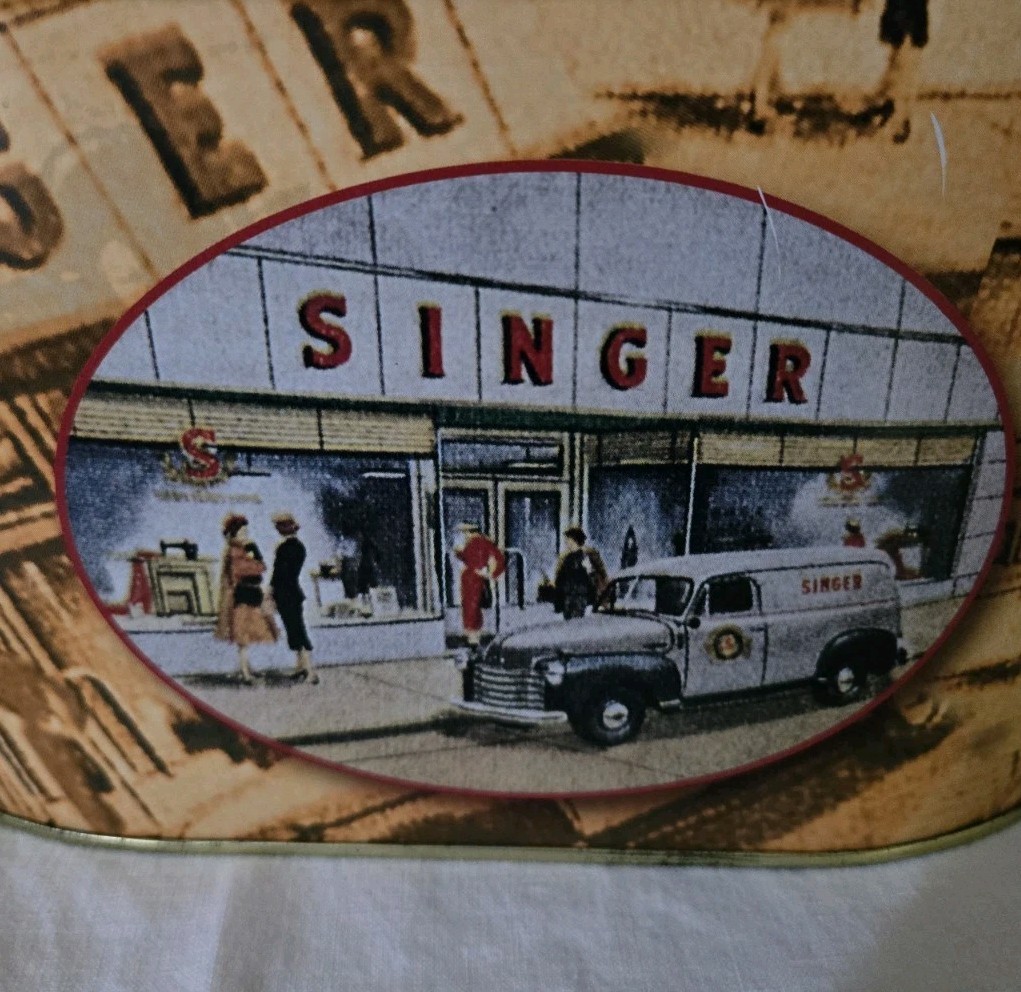 Singer Sewing Retro Beaded Handle Sewing Tin