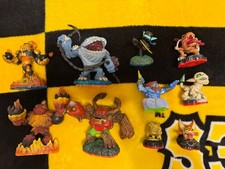 10 Skylanders Figures Bundle Lot, Mixed Games  Base Colors All Consoles, Tested