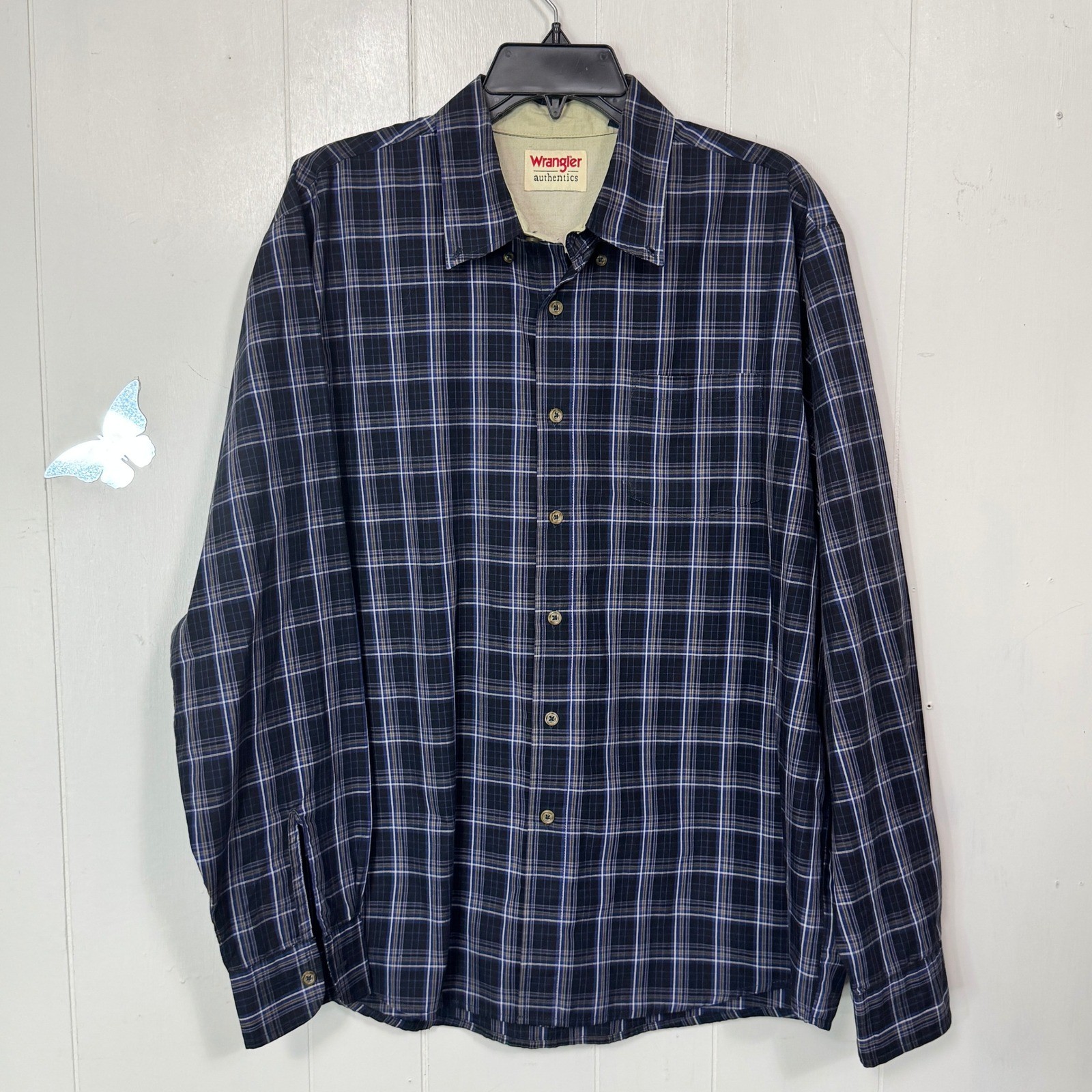 Wrangler Authentics Men's Long Sleeve Plaid Button Up Shirt Size Large Pocket