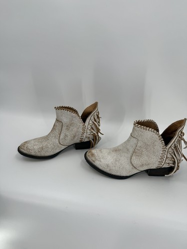 Circle G Women’s White Tan Fringe Booties Ankle Boots Size 8 Excellent UC - Picture 5 of 12