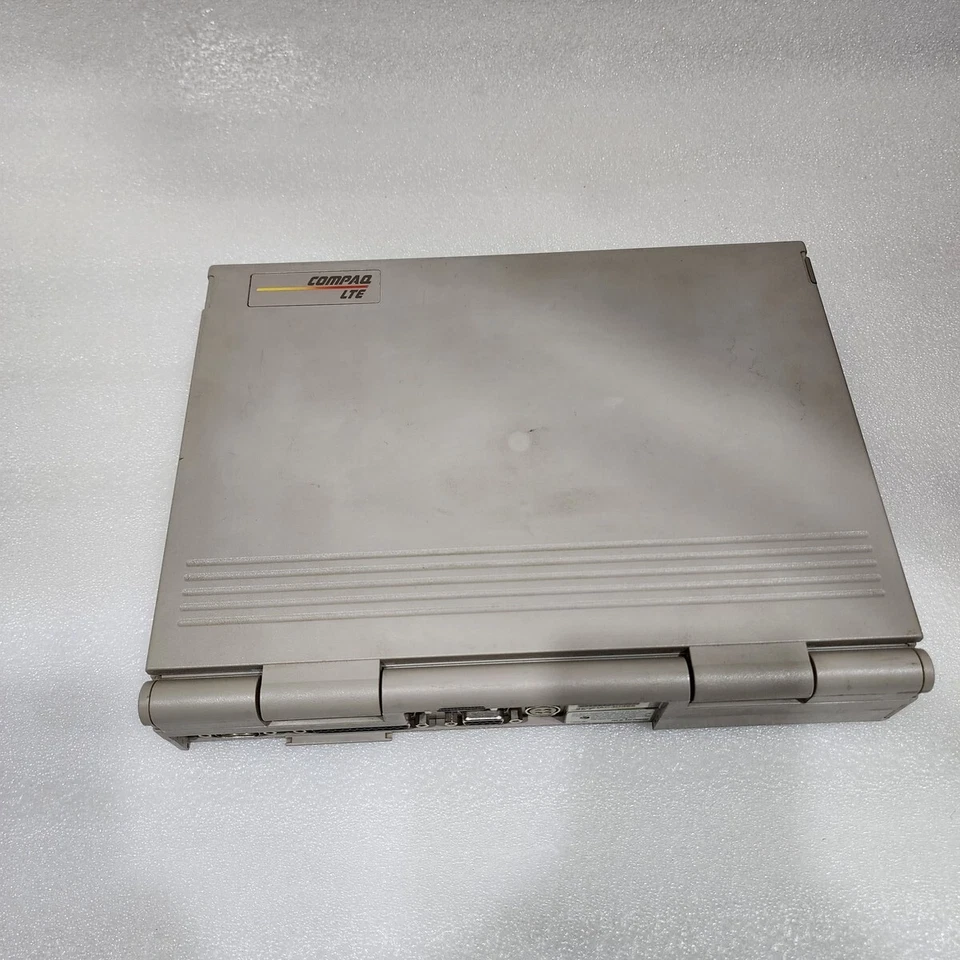 COMPAQ LTE 9109HAC30355 VINTAGE ANTIQUE LAPTOP 118835-001 NON WORKING - Image 2 of 4