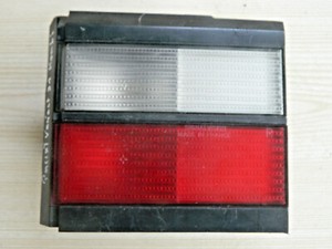VW Passat 35i Kombi Rücklicht innen links Heckleuchte
