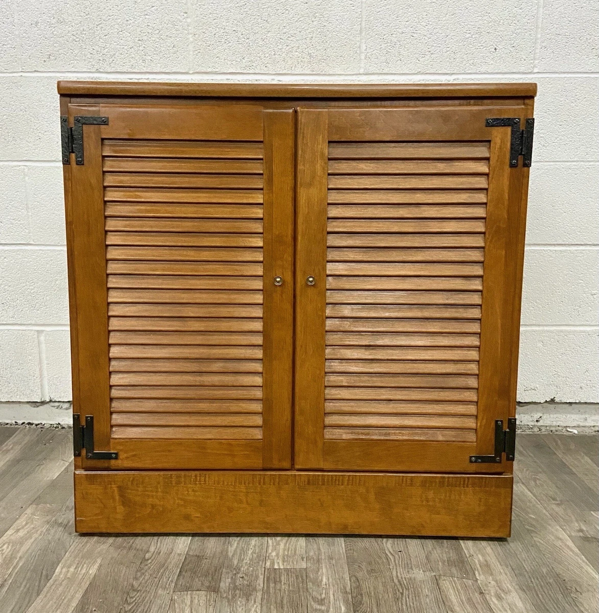 Vintage Ethan Allen Heirloom Custom Room Plan Maple Nutmeg Cabinet