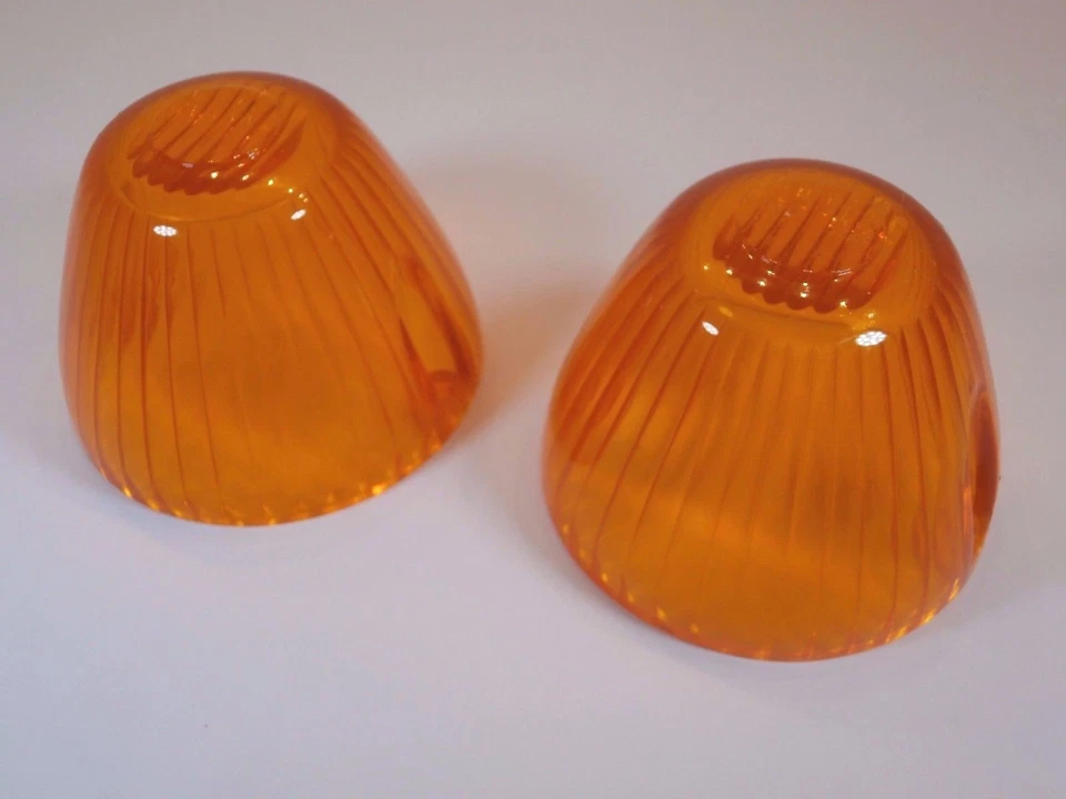 JUEGO DE LENTES INTERMITENTE ÁMBAR PAR IZQUIERDO Y DERECHO VOLKSWAGEN TYPE3 Y GHIA 1964-1969 Foto 2 de 3