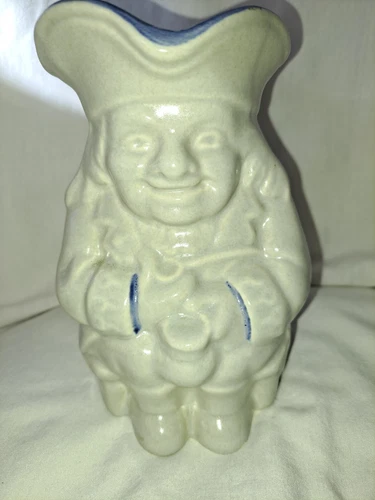 Vintage Pfaltzgraff Yorktowne Sonware Character Pitcher