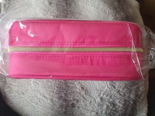 Ted Baker Pink Medium Wash Bag - Cosmetic Makeup Travel Bag - GIFT FOR HER BNWT - Picture 4 of 5