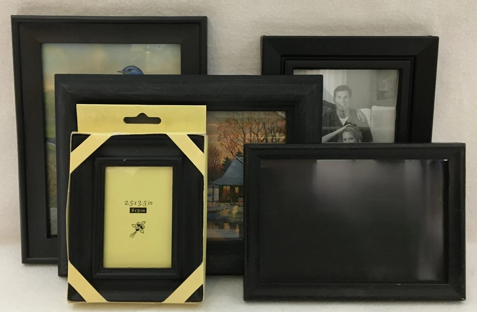 Lote de 5 Marcos de Fotos Surtidos Plástico Negro Pared Y Independientes Algunos NUEVO Foto 4 de 4