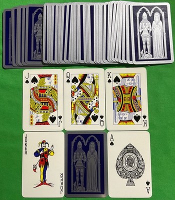 VERSIEGELT alte Vintage * MITTELALTER RITTER + MAID MARIAN * Spielkarten Royalty Art B