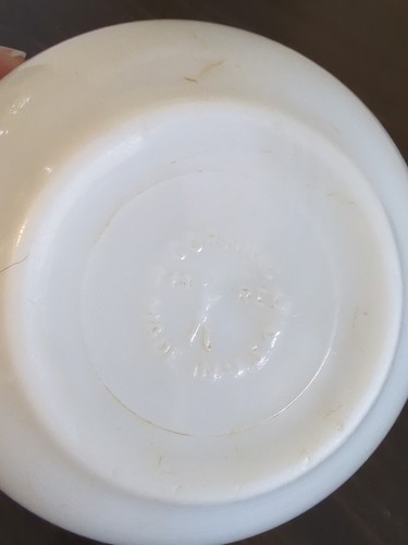 Corning Milk Glass Cereal Bowl, 5.5", Restaurantware, PreWWII, Vintage - Picture 6 of 7