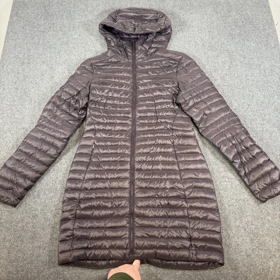 Arc'teryx Nuri Coat Womens Medium Purple Goose Down Full Zip Parka Hooded Nylon - Image 2 of 4