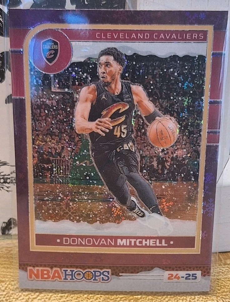 2024-25 Panini Nba Hoops winter - Donovan Mitchell # 211 purple prizm premium