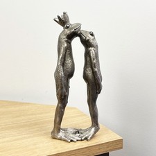 Modern Living Room Ornaments Kissing Frogs Figurine Romantic Couple Prince Gift