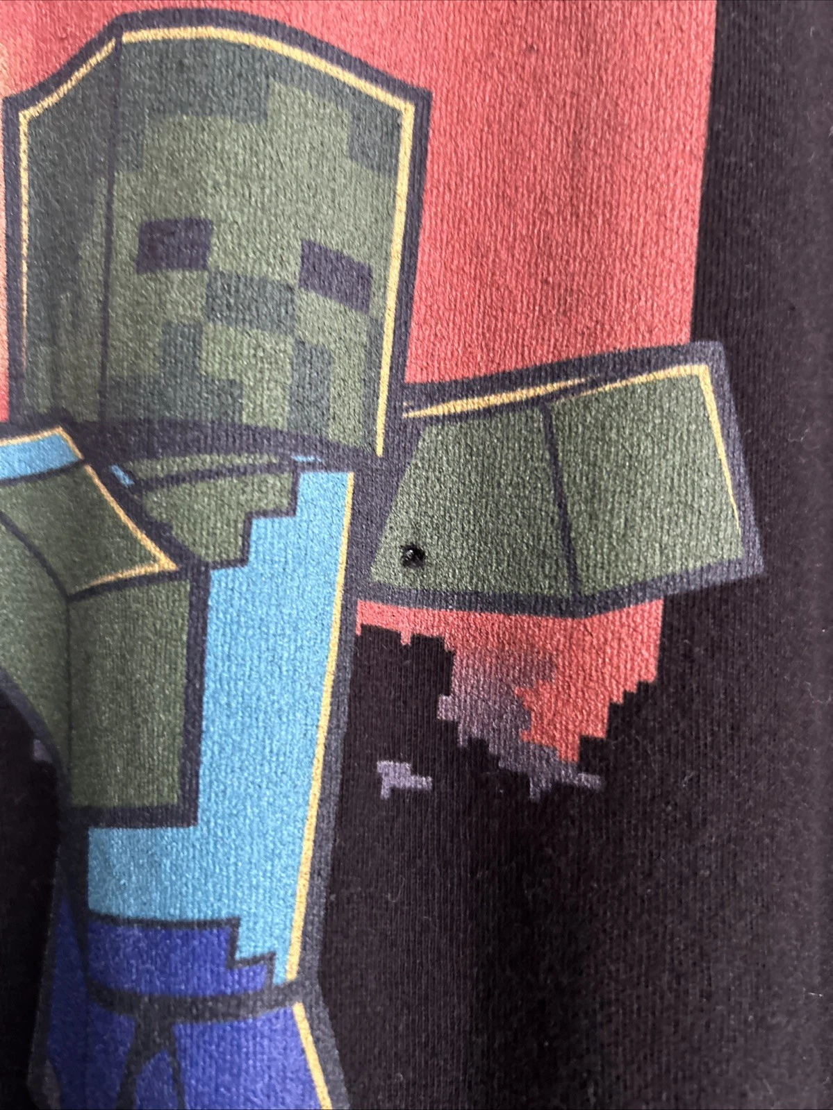 Minecraft Zombies Out Tee XXXL