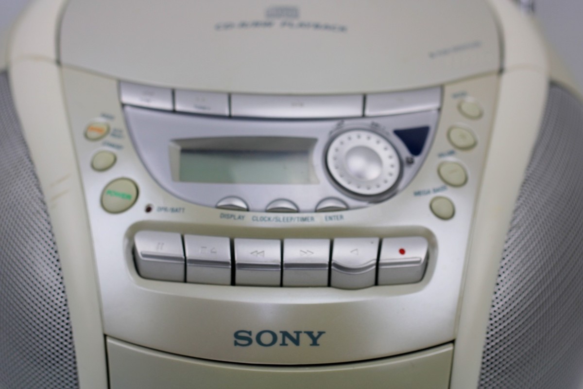 SONY BOOMBOX CFD-E90 CD Radio Cassette Player Tested w/Cord