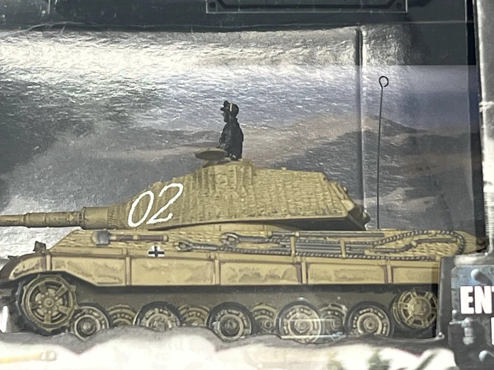 Forces of Valor German King Tiger Tank 1/72 France 1944 Model Kit FOV 85801 NEW - Image 2 of 4