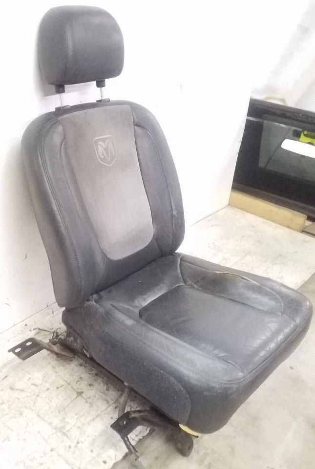 Front Left Driver Black Leather Power Seat | Fits 2002-2005 Dodge Ram 2500 3500 Foto 3 de 4