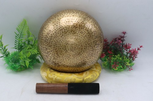 8" Hand-beaten singing bowl, Himalayan bowl for meditation, Chakra healing, yoga - Picture 3 of 4