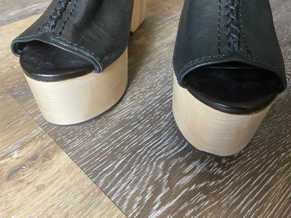 Sandalia Kelsi Dagger para mujer Nova plataforma de madera cuña cuero talla 7 negra Foto 3 de 4