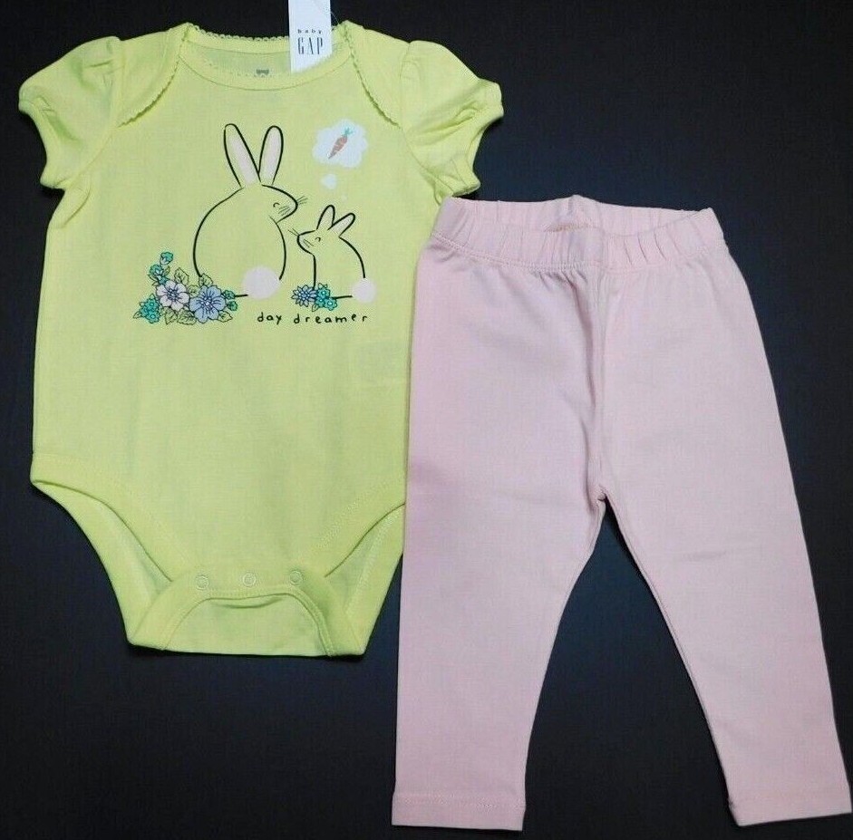 TOP/BODYSUIT & LEGGINGS--GAP--BABY Girl 2 Pc --SIZE 6-12M--BRAND NEW-image