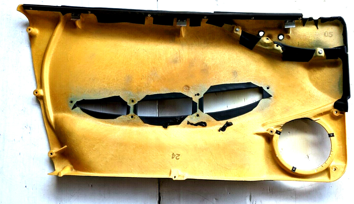 FERRARI 360 SPIDER PARTS  RIGHT DOOR PANEL ON BLACK 65007500