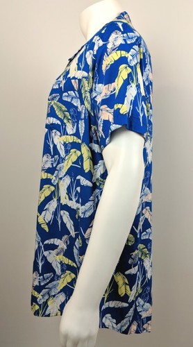 Free Planet Men's Hawaiian Shirt Blue Tropical Print Soft Fabric Size Large NWT - Picture 5 of 9