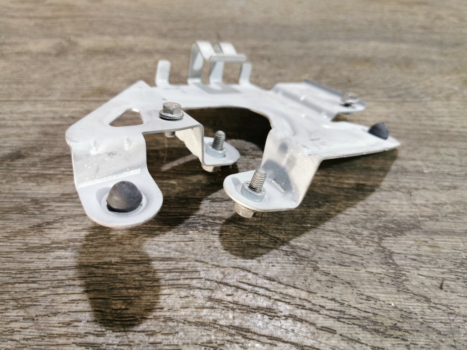 Mercedes-Benz C Class W205 Exhaust Emission Gas Module Bracket  