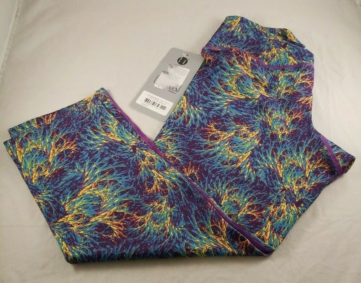 Be Up Llc Women's Supreme Capri Multi Print Fireworks Athletic Leggings Sz XS