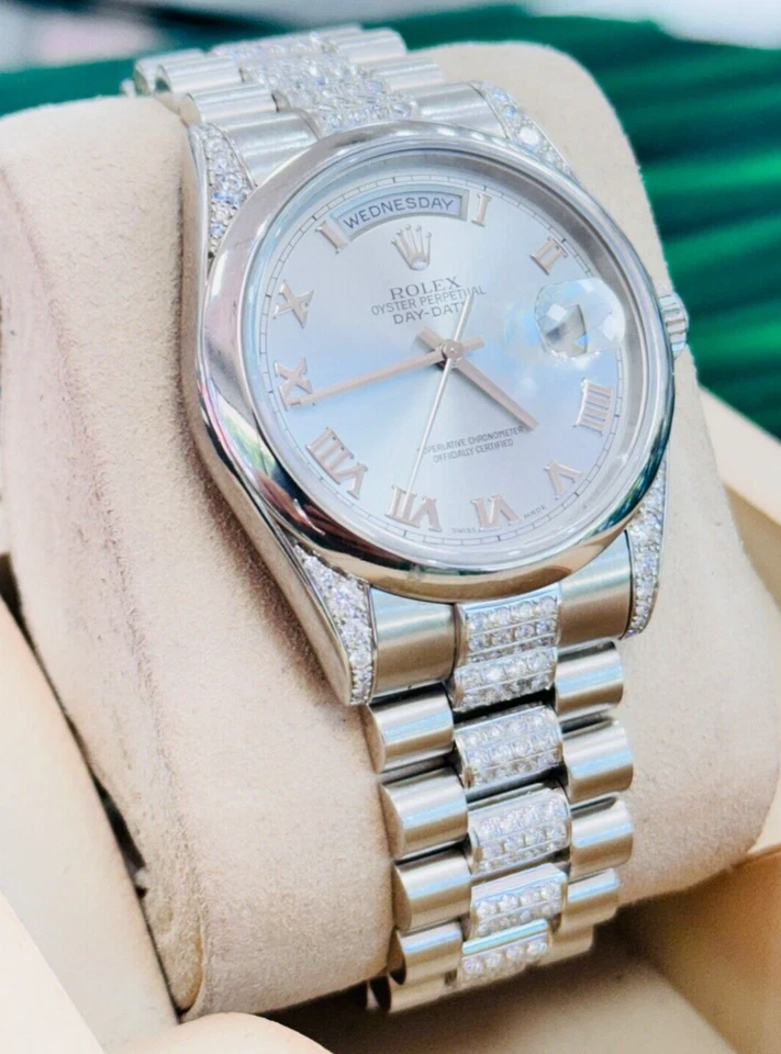 Reloj Rolex Day Date President 36 mm 118296 platino diamantes esfera romana Foto 4 de 4