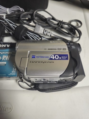Sony Handycam DCR-DVD108 40x Optical Zoom Handheld Digital Video Camcorder PARTS - Picture 6 of 12