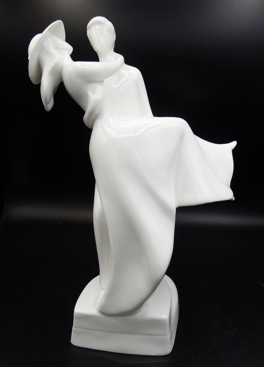 ロイヤルドルトン ロイヤル・ドルトン ブランブリーヘッジ イヤーカップ＆ソーサー（1998