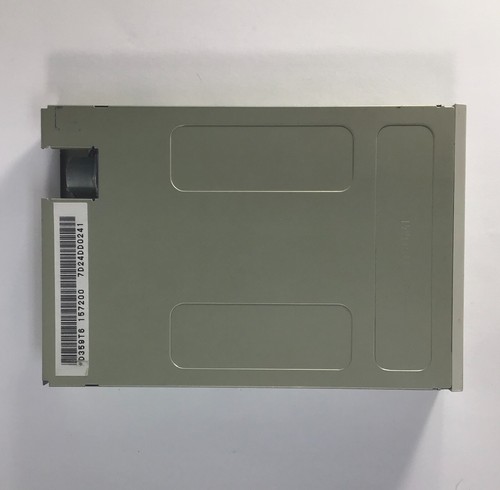 Newtronics Mitsumi D359T6 3.5" 1.44MB Internal Floppy Disk Drive FDD Tested - Picture 2 of 6