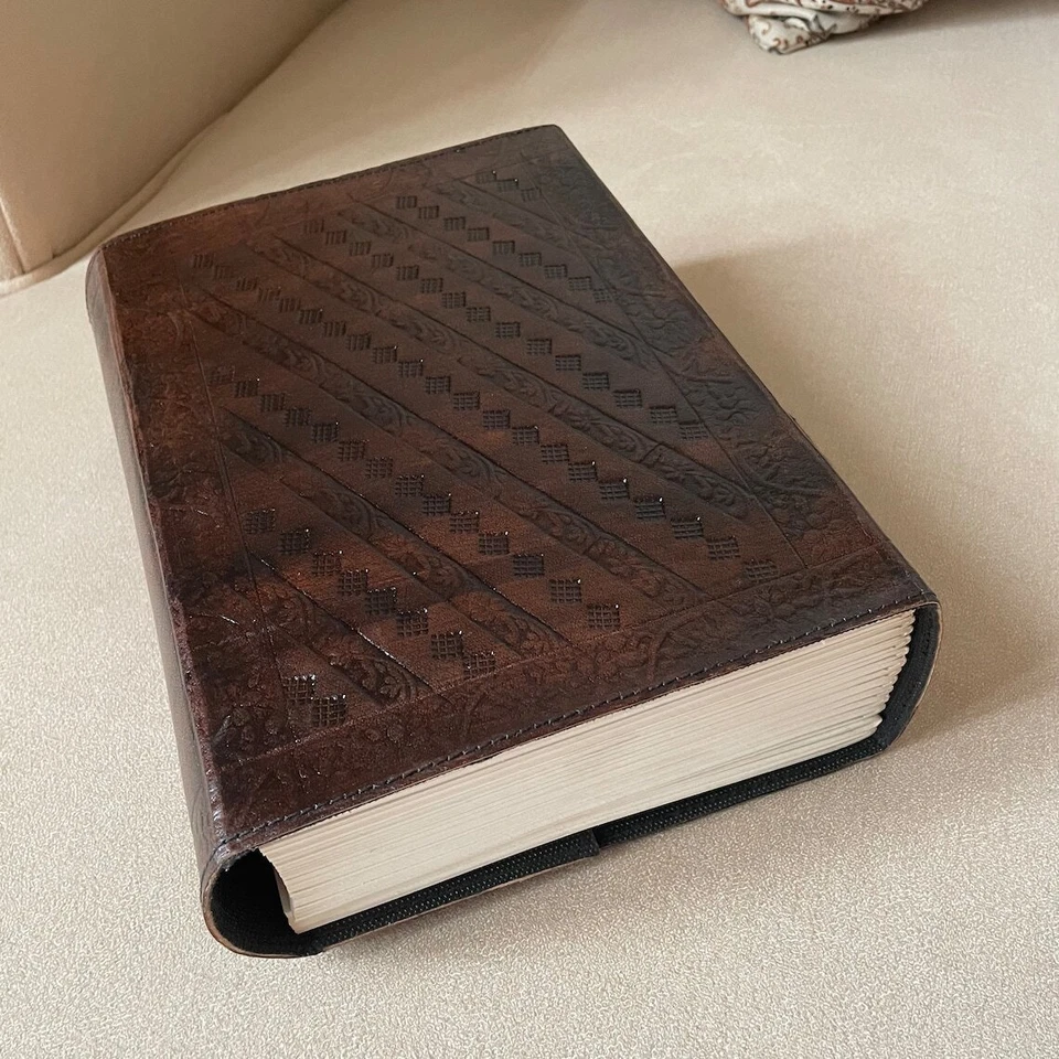 Handmade 600 Pages Leather Journal, Pentagram Embossed journal - Image 3 of 4