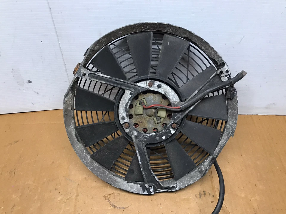 MERCEDES BENZ 300D 300TD 190E 300CD 1976-1985 RADIADOR VENTILADOR DE REFRIGERACIÓN Y MOTOR Foto 4 de 4