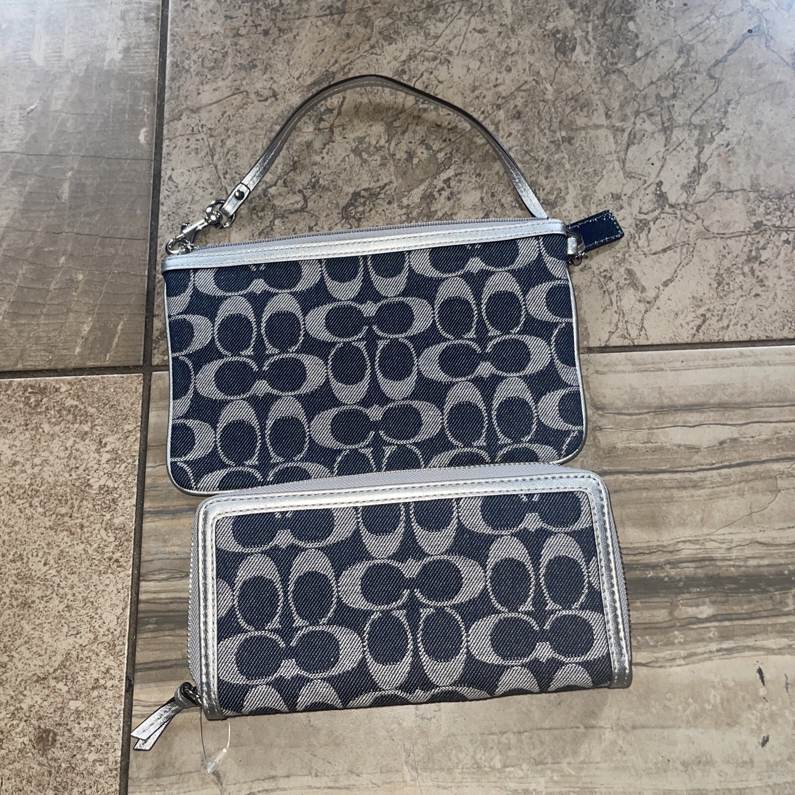 coach wallets - image 4