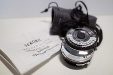 Sekonic L-208 Twinmate Light Meter + pouch & instructions battery cover missing.