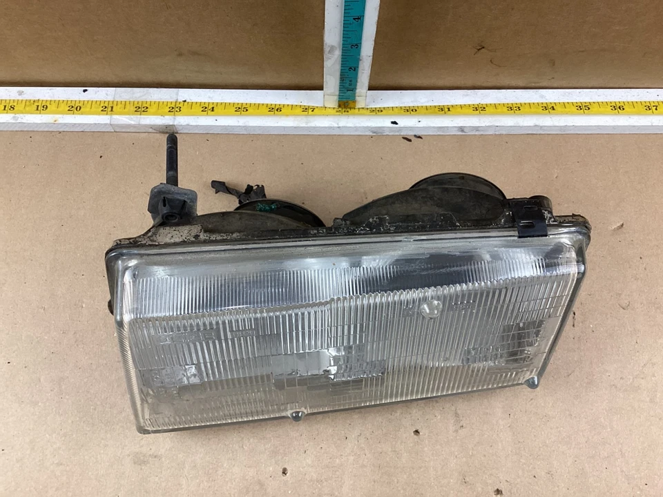 Faro lateral izquierdo conductor Cadillac Seville 1992-1997 114-00222L OEM Foto 2 de 4