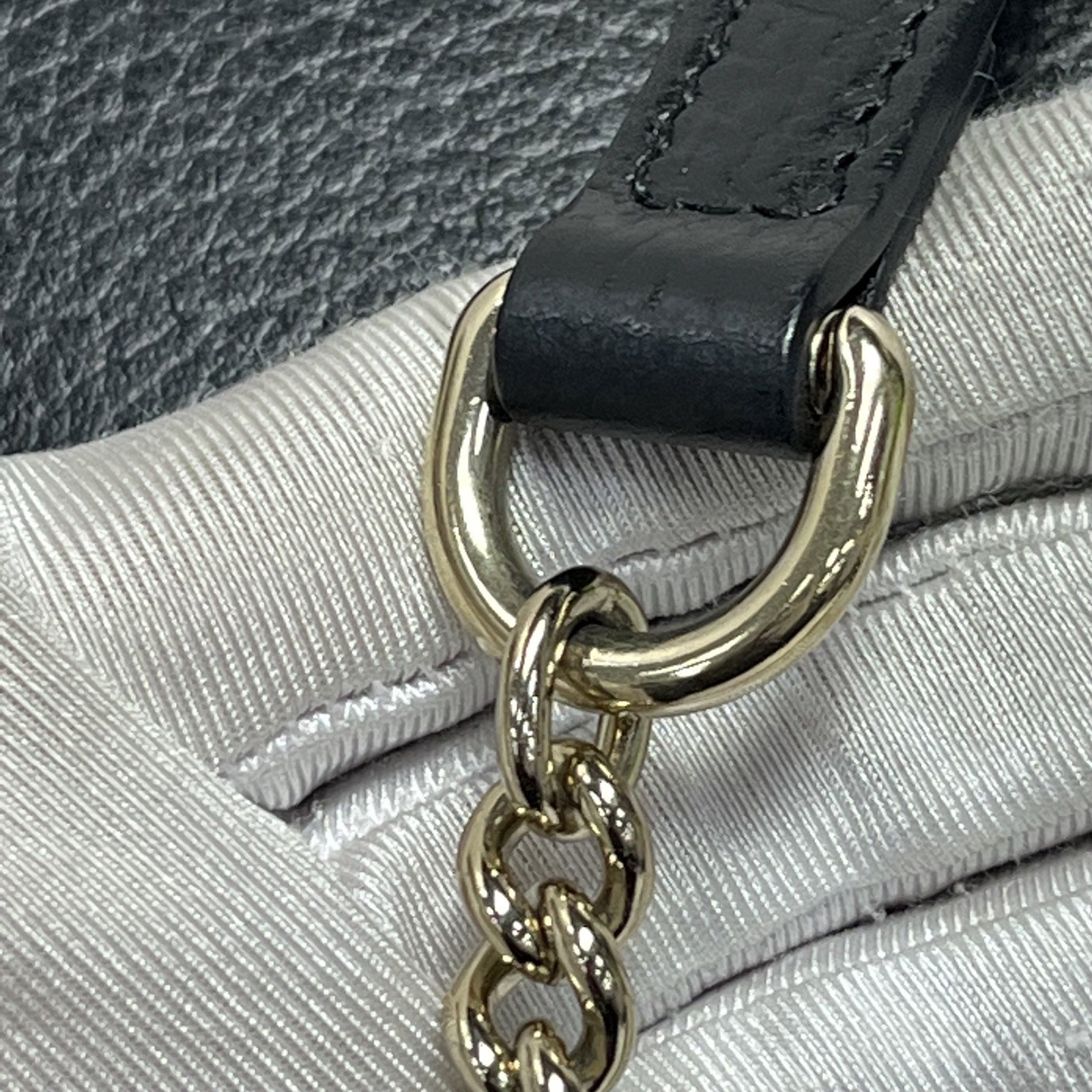 GUCCI Interlock Black Medium 28cm Crossbodybag  P… - image 17